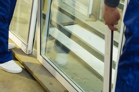 Commercial Glass Repair Technician in Coral Springs, FL